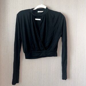 Black Cross Cut Crop Top